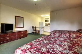 Intown Suites Extended Stay Charlotte Nc -East Independence Экстерьер фото